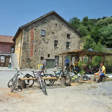 Agriturismo Le Giaire Alloggio per agriturismo Calizzano