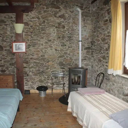Alloggio per agriturismo Agriturismo Le Giaire Calizzano